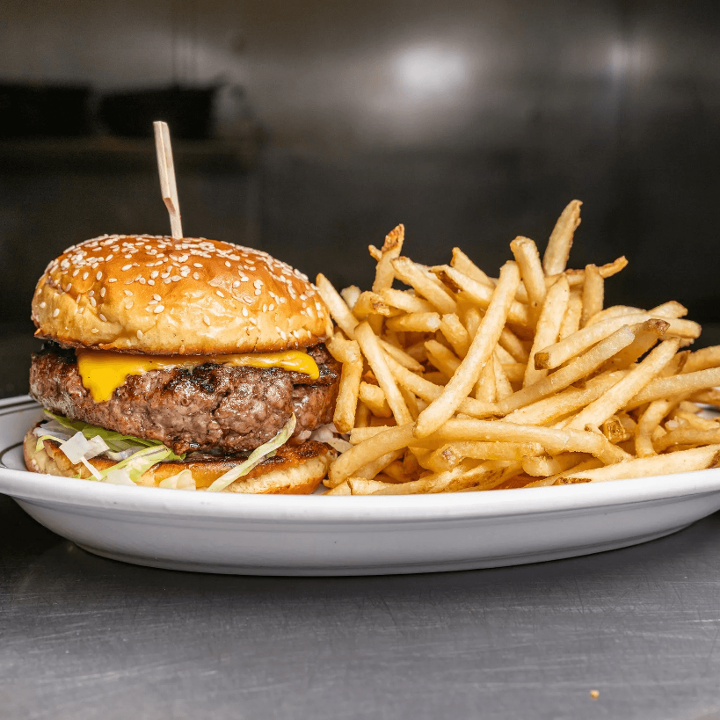 83 Burger.