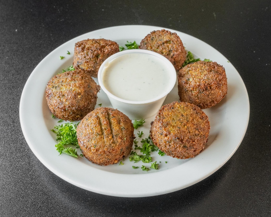Falafel (6 pcs.).