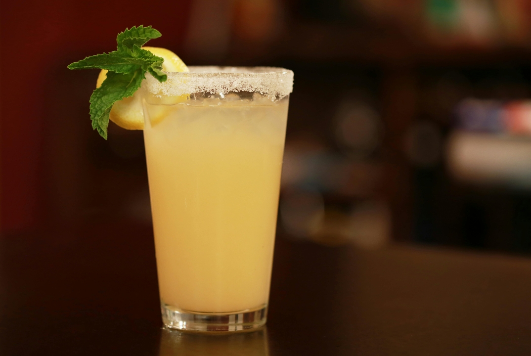 Regular Lemonade 20oz.