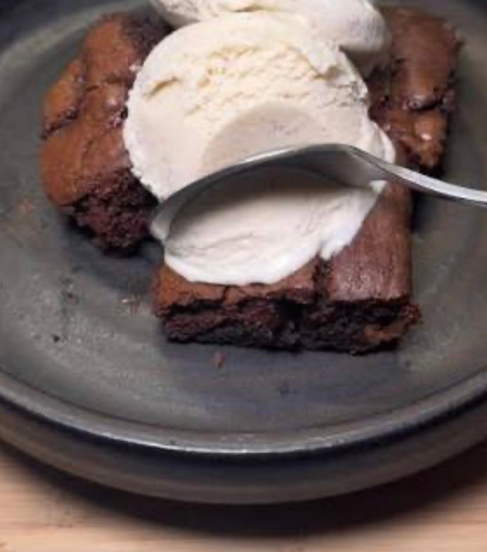 Brownie A La Mode.