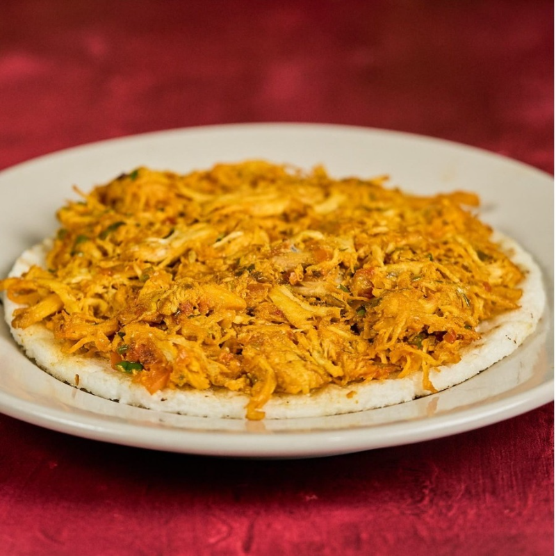 Arepa de Pollo Mechado.