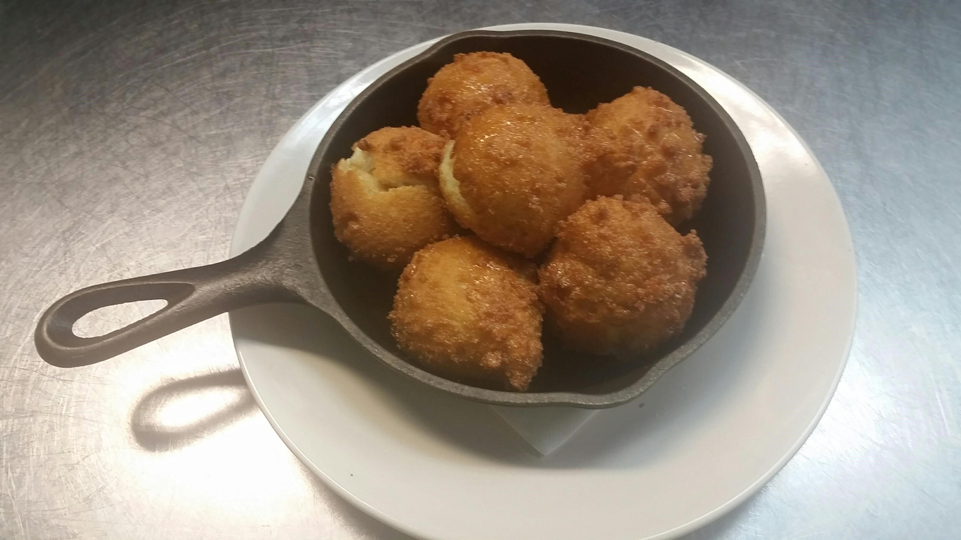 HUSHPUPPY SKILLET.