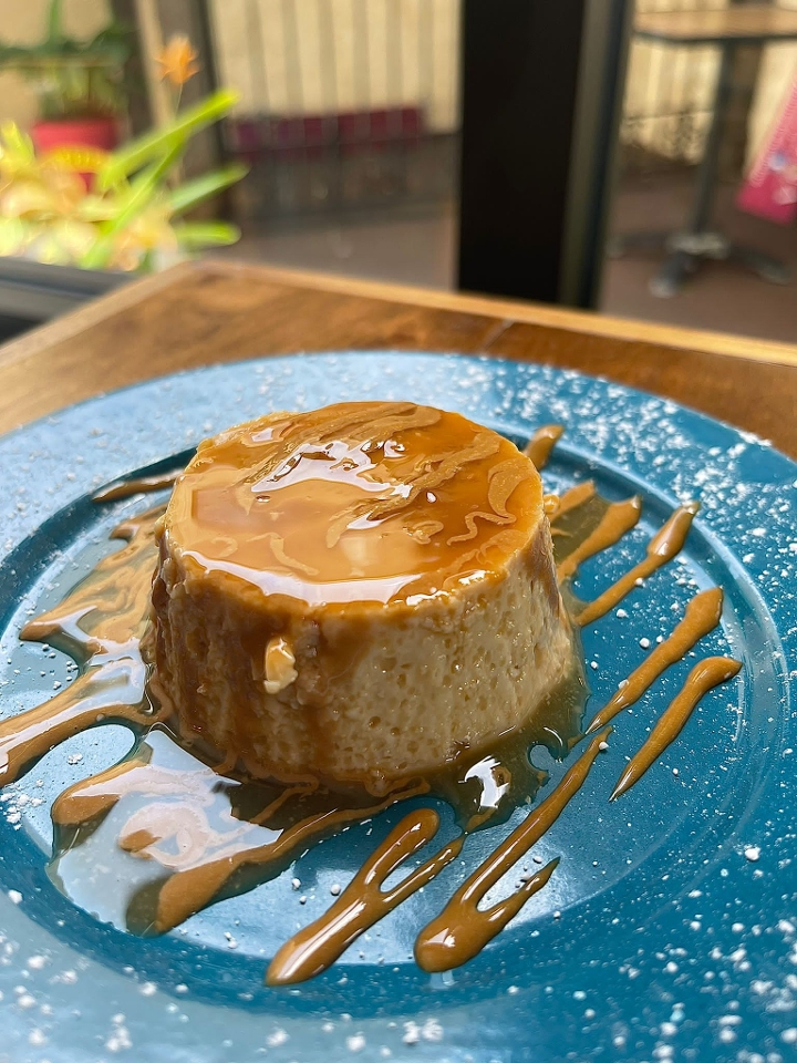 Flan de Cajeta.