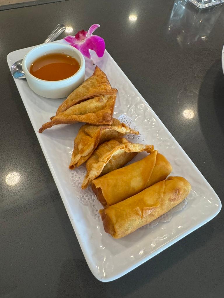 Sampler Appetizer Plate (Deep Copy).