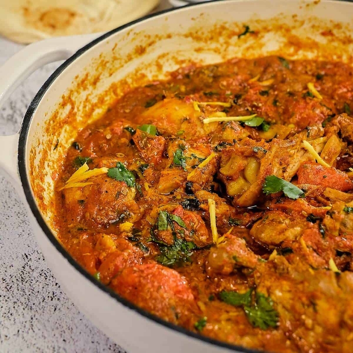 Kadai Chicken Curry (North Indian Style).