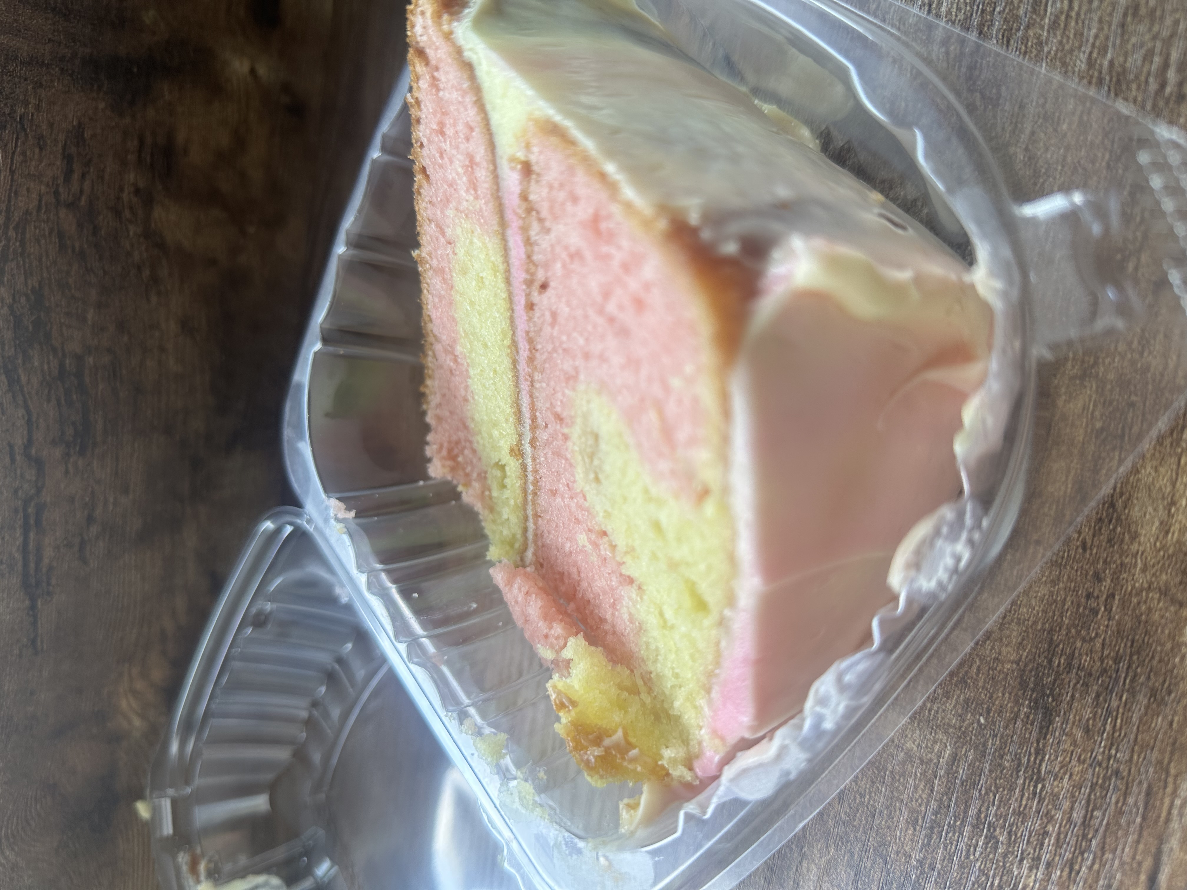 Strawberry Lemonade cake.