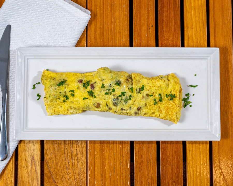 Bacon & Broccoli Egg Burrito Low-Carb.