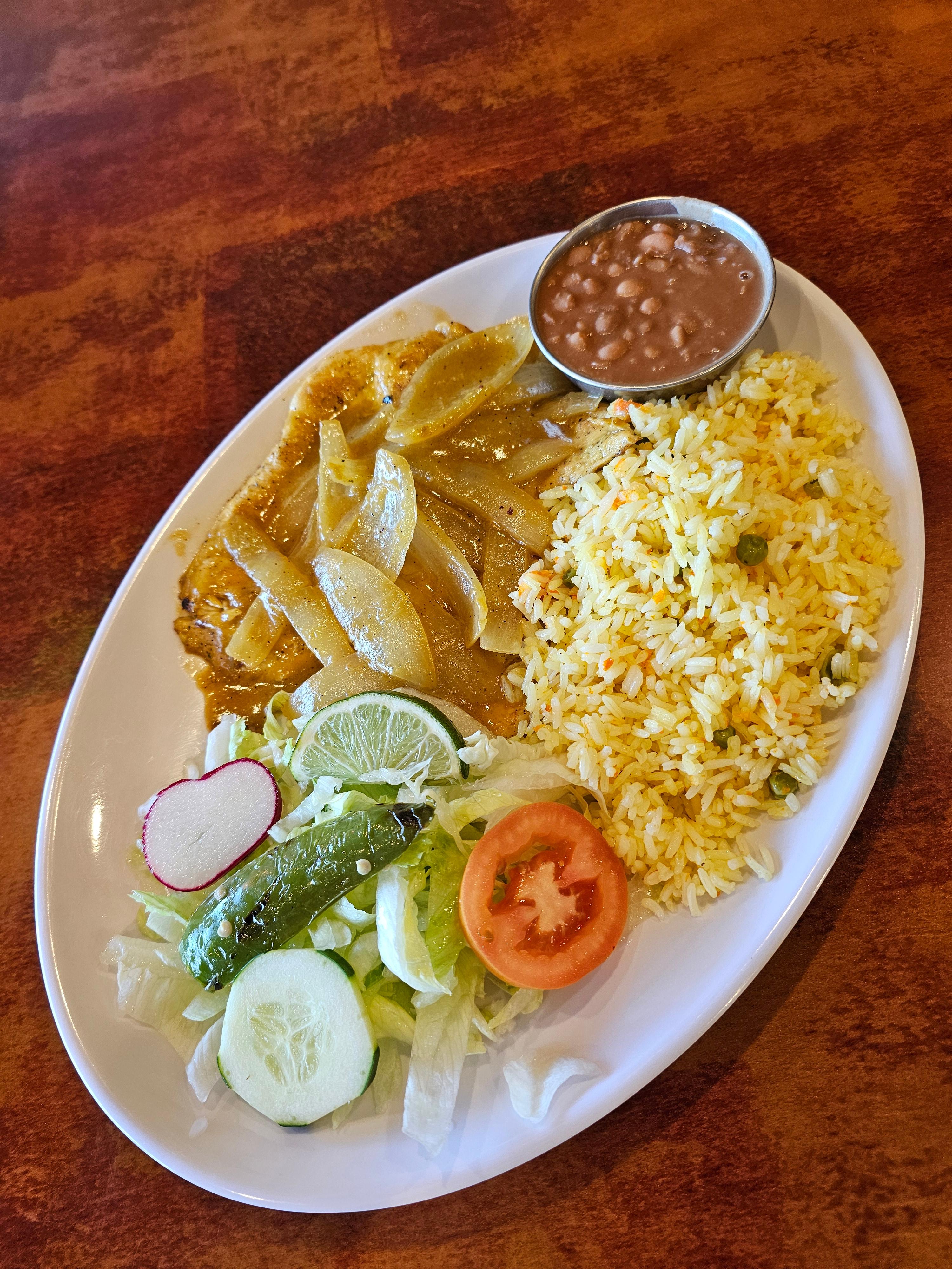 Pechuga Encebollada.