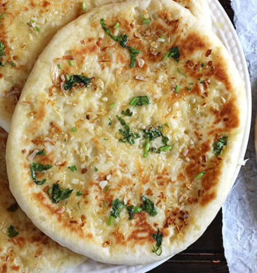 Garlic & Cheese Mix Naan.