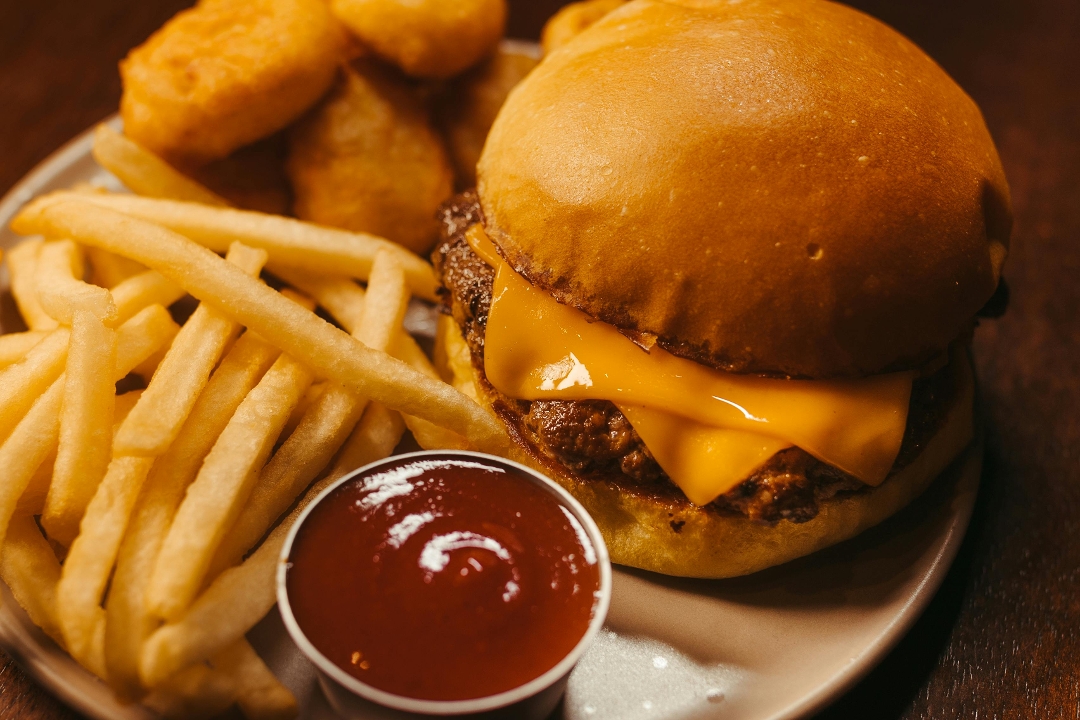 Kid Cheese Burger.
