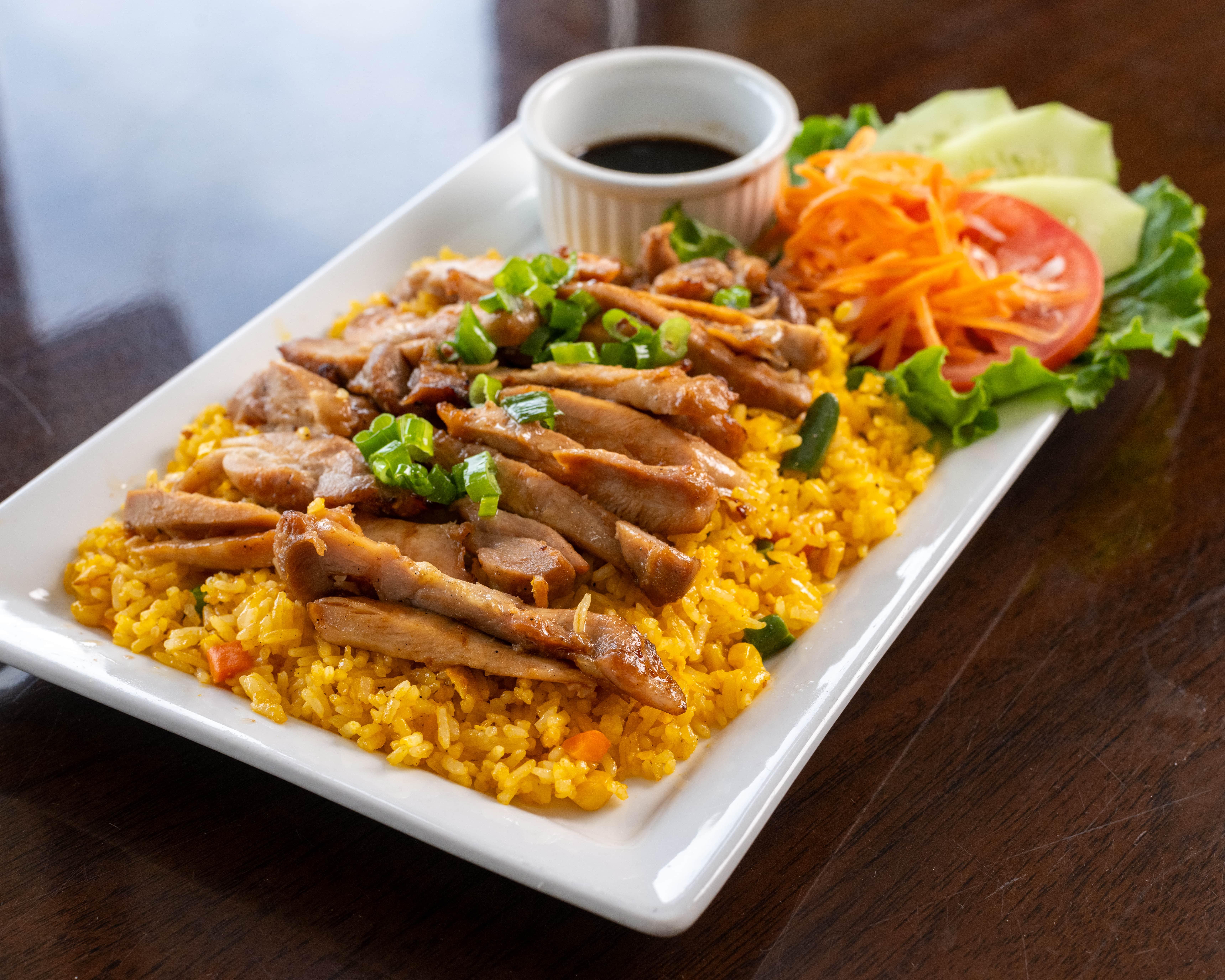 C6. Com Chien Ga - Chicken Fried Rice.