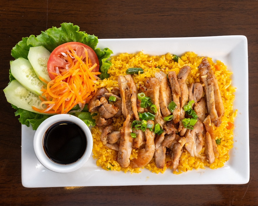 C4. Rice with Fried Chicken Glazed Fish Sauce.