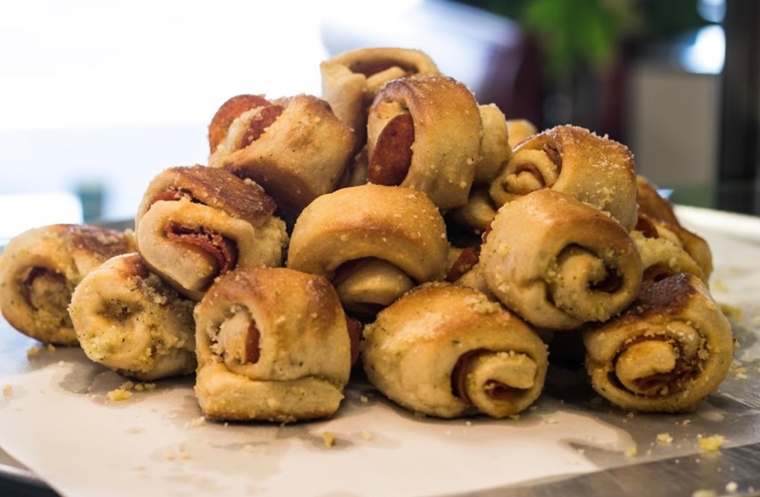 Pepperoni Knots (4).