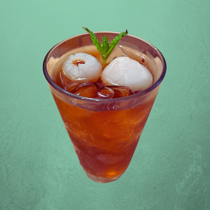 Lychee-Infused Iced Tea ==.