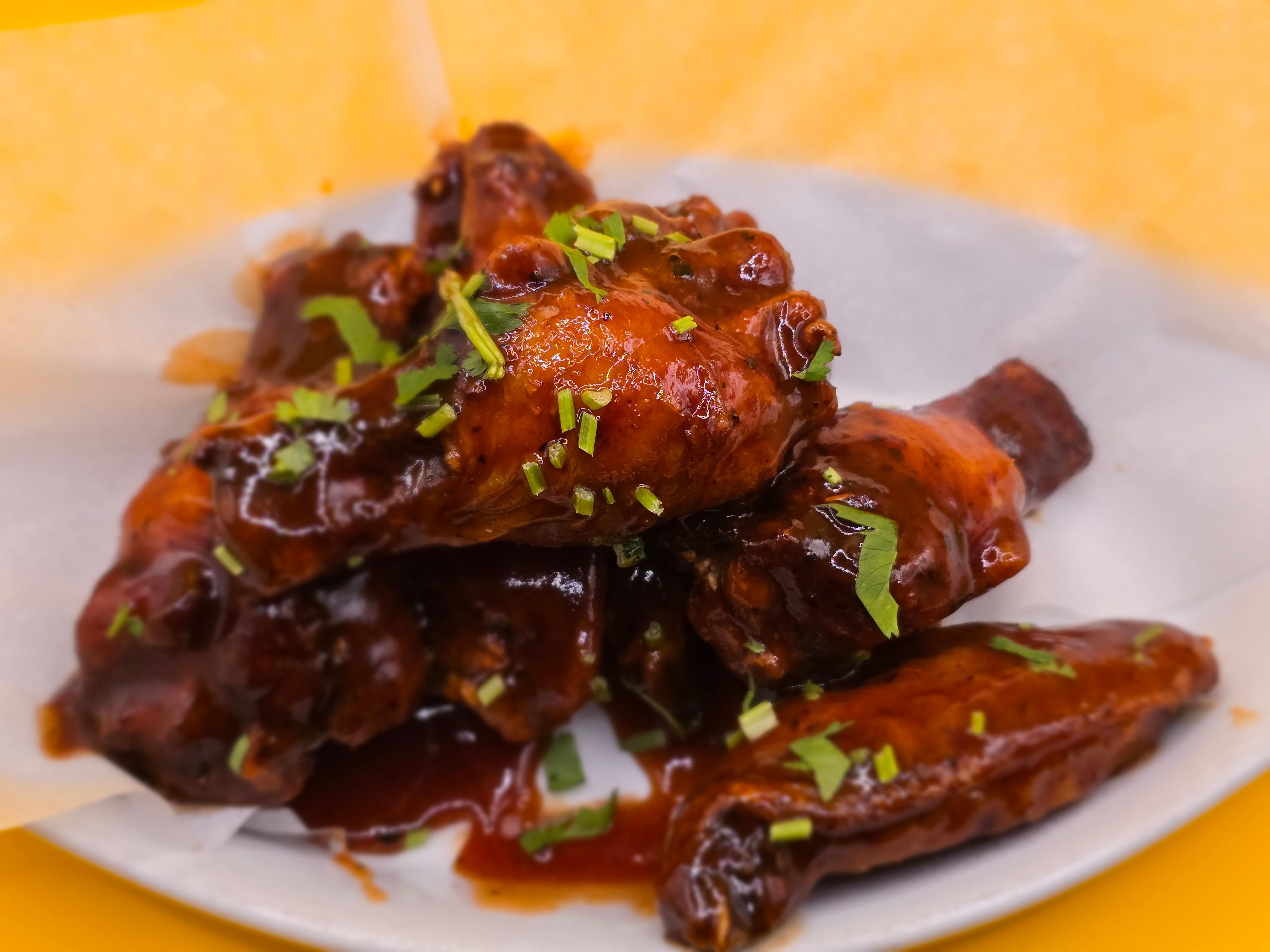 MANGO CHIPOTLE WINGS.