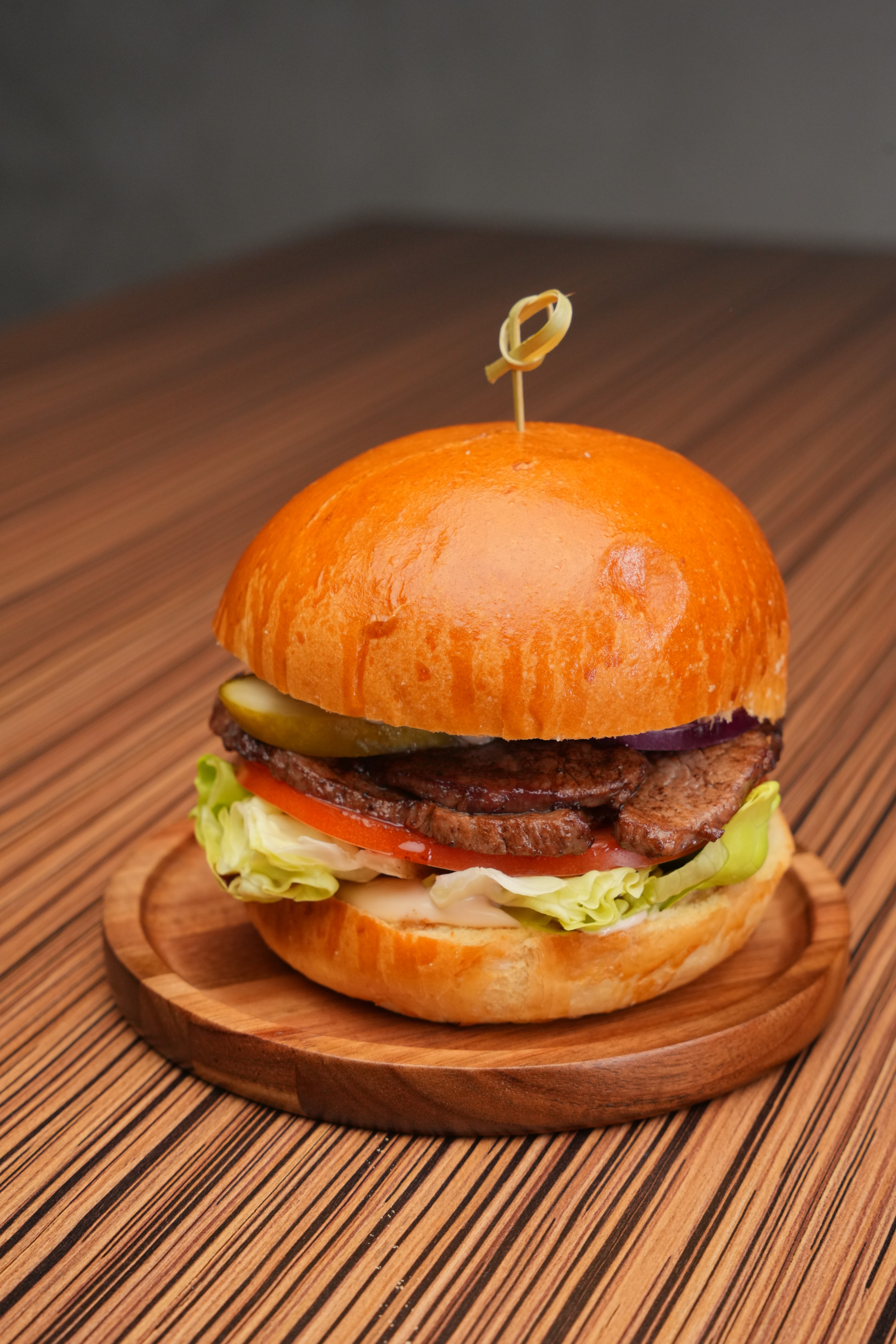 Steak Burger.