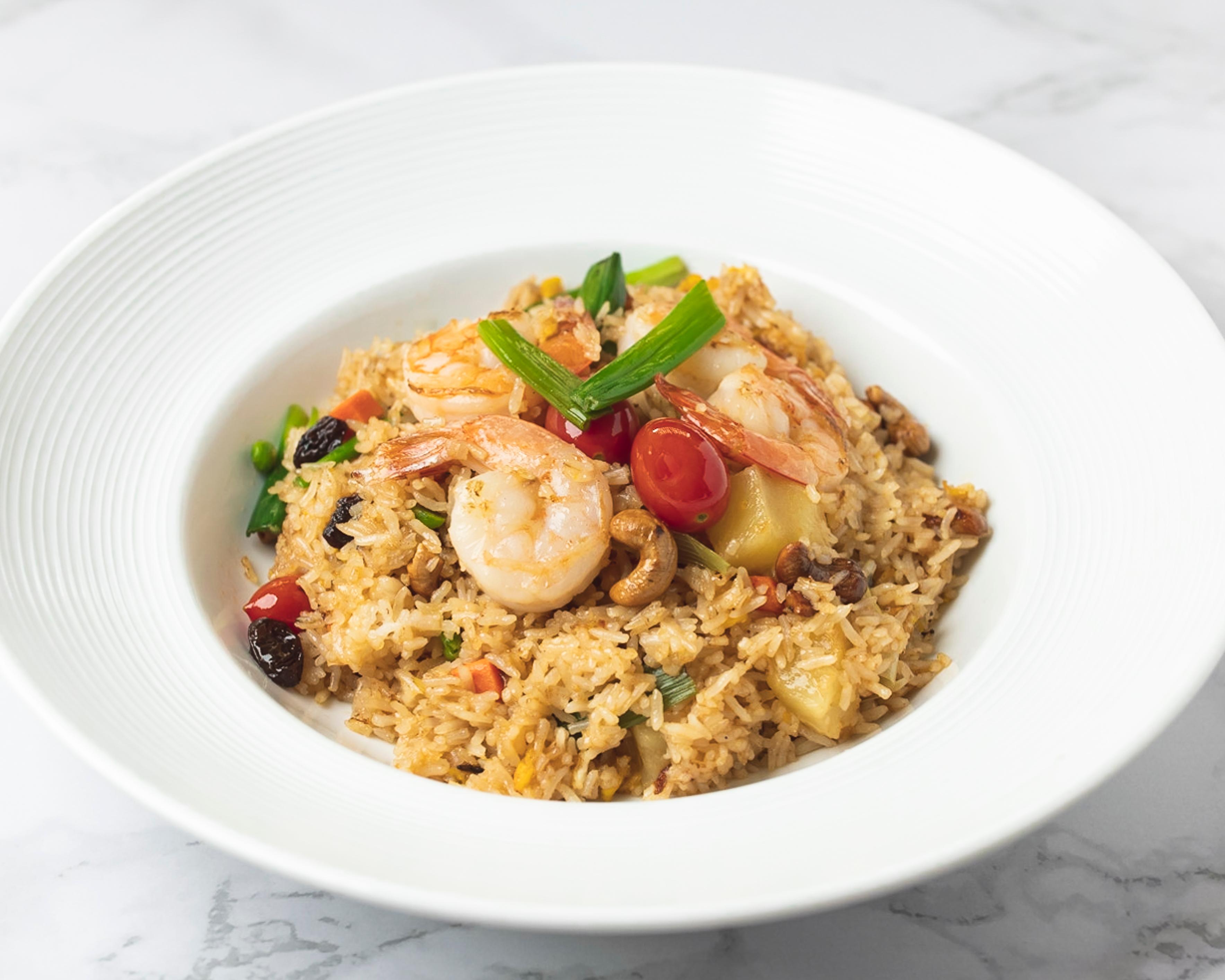 Pineapple Fried Rice (Tray).