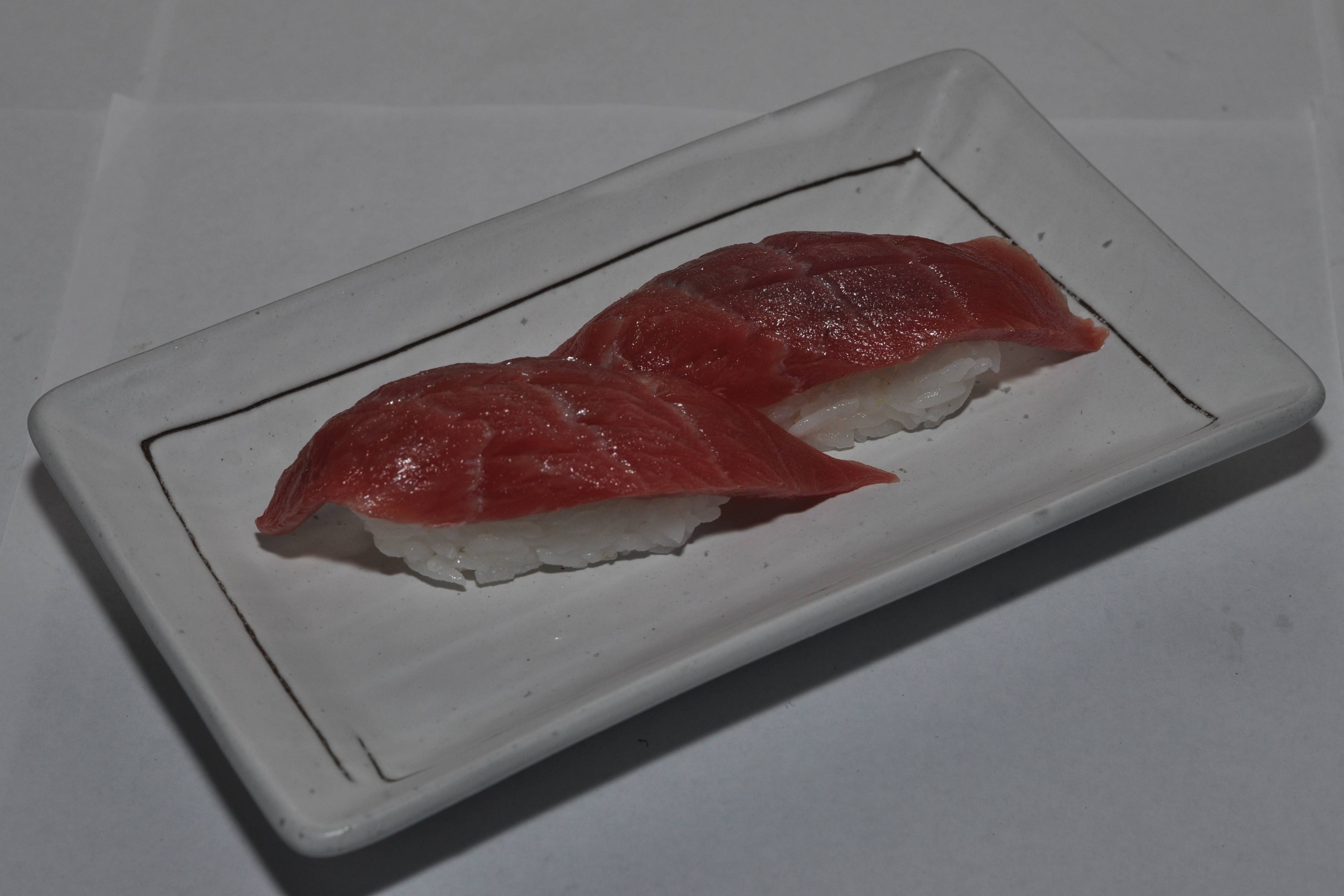 BLUEFIN TUNA (HON MAGURO).