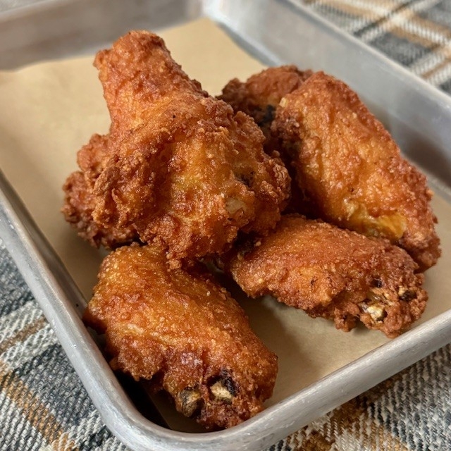 Bone-in Wings (12).