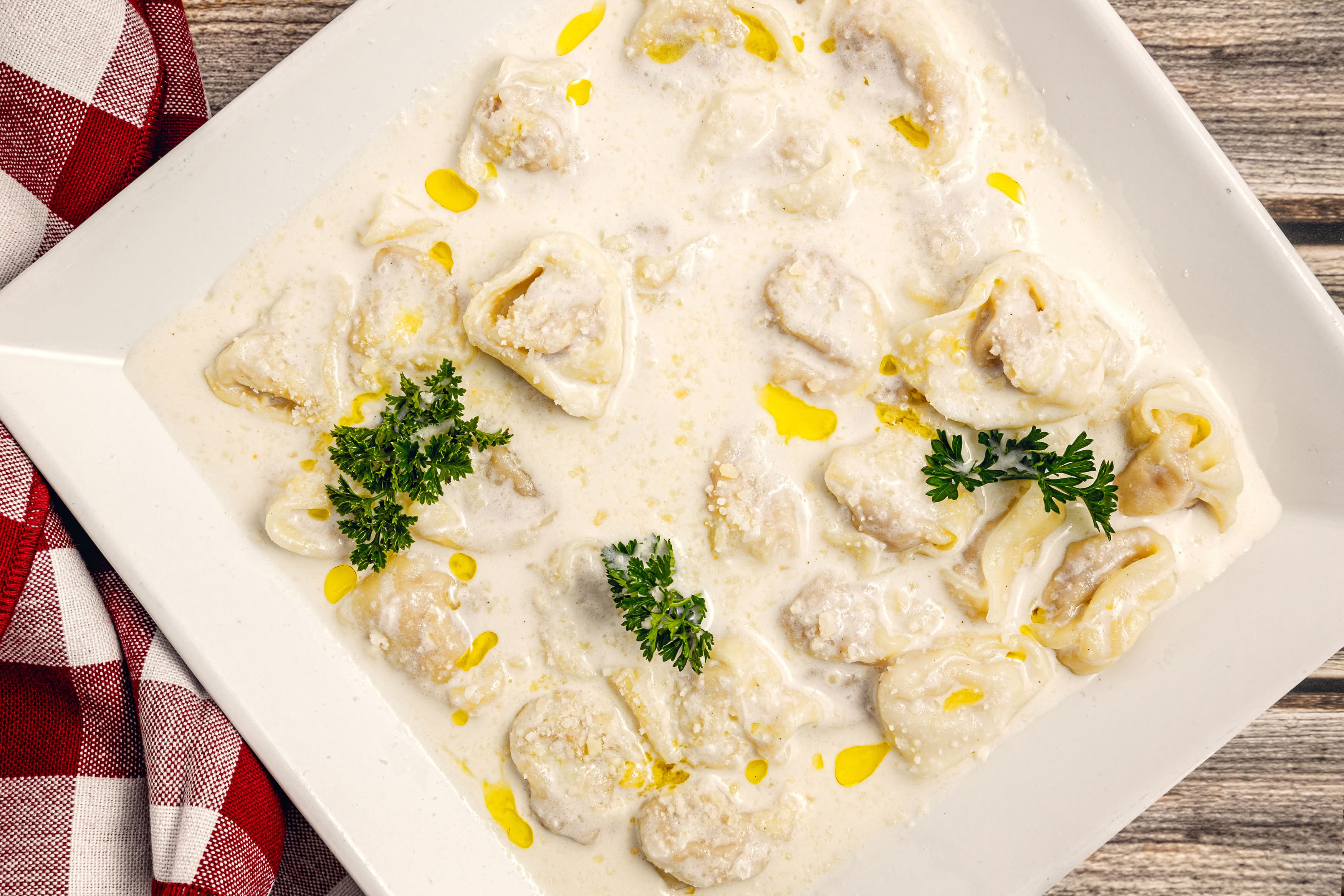 Tortellini Alfredo.