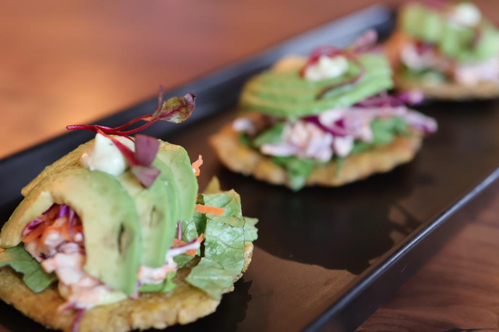Veg Tostones (x3).