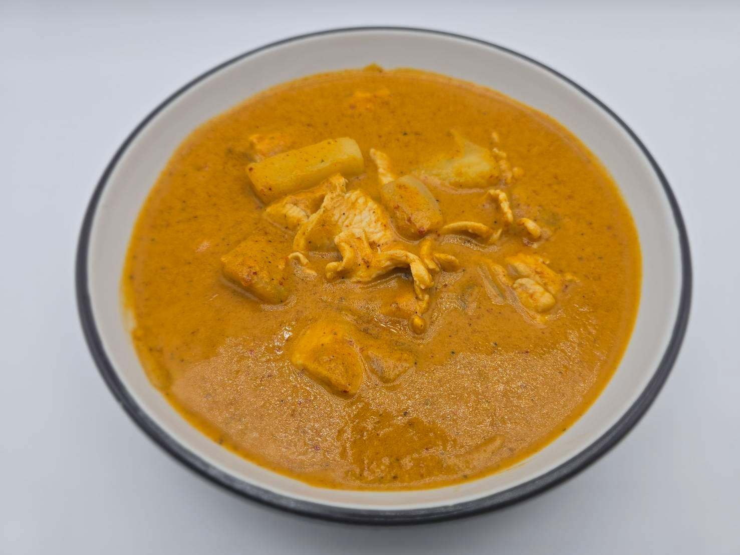 P13 Massaman Curry**.