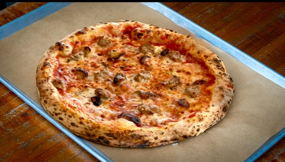 16" Truffle, Sausage and Roasted Garlic.