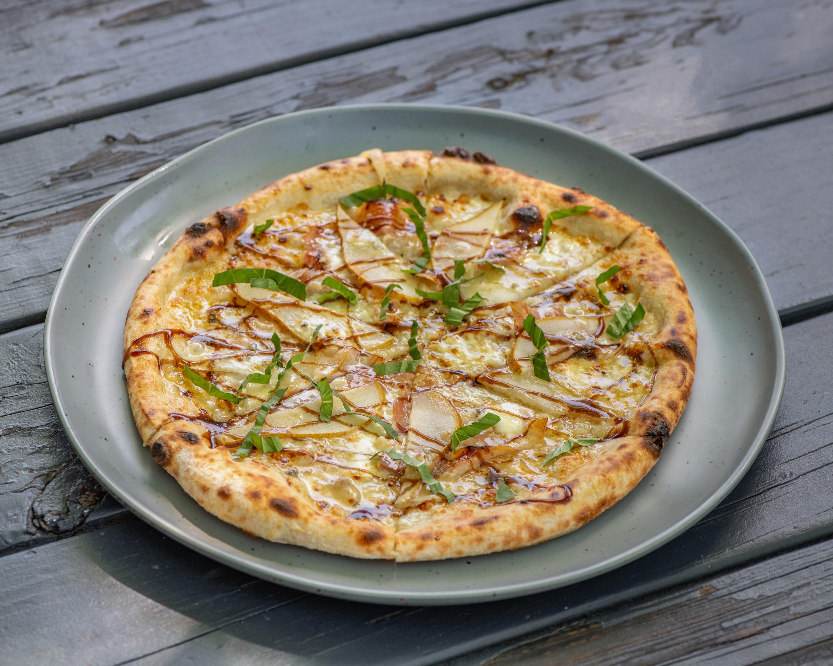 Pear & Bleu Pizza.