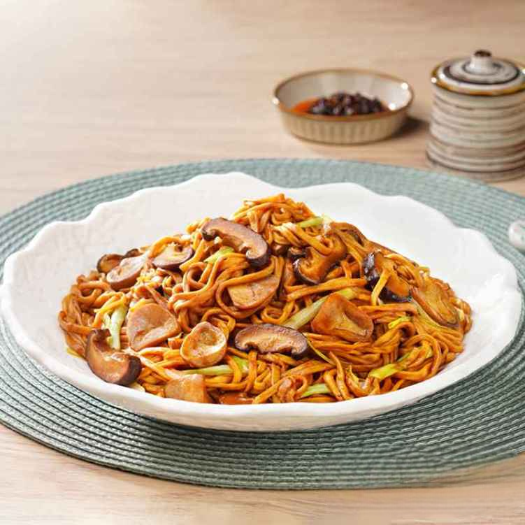 ND14. 乾燒伊麵/Braised E-Fu Noodle.