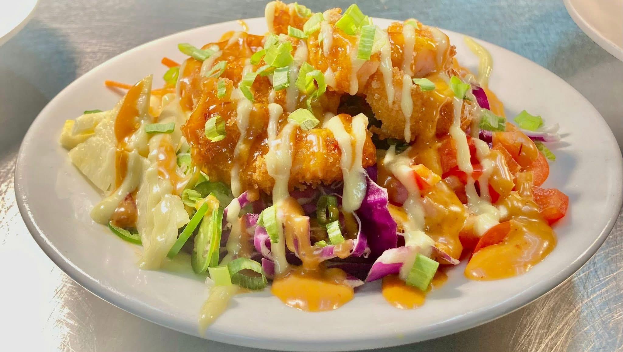 SHRIMP TEMPURA POKE BOWL.