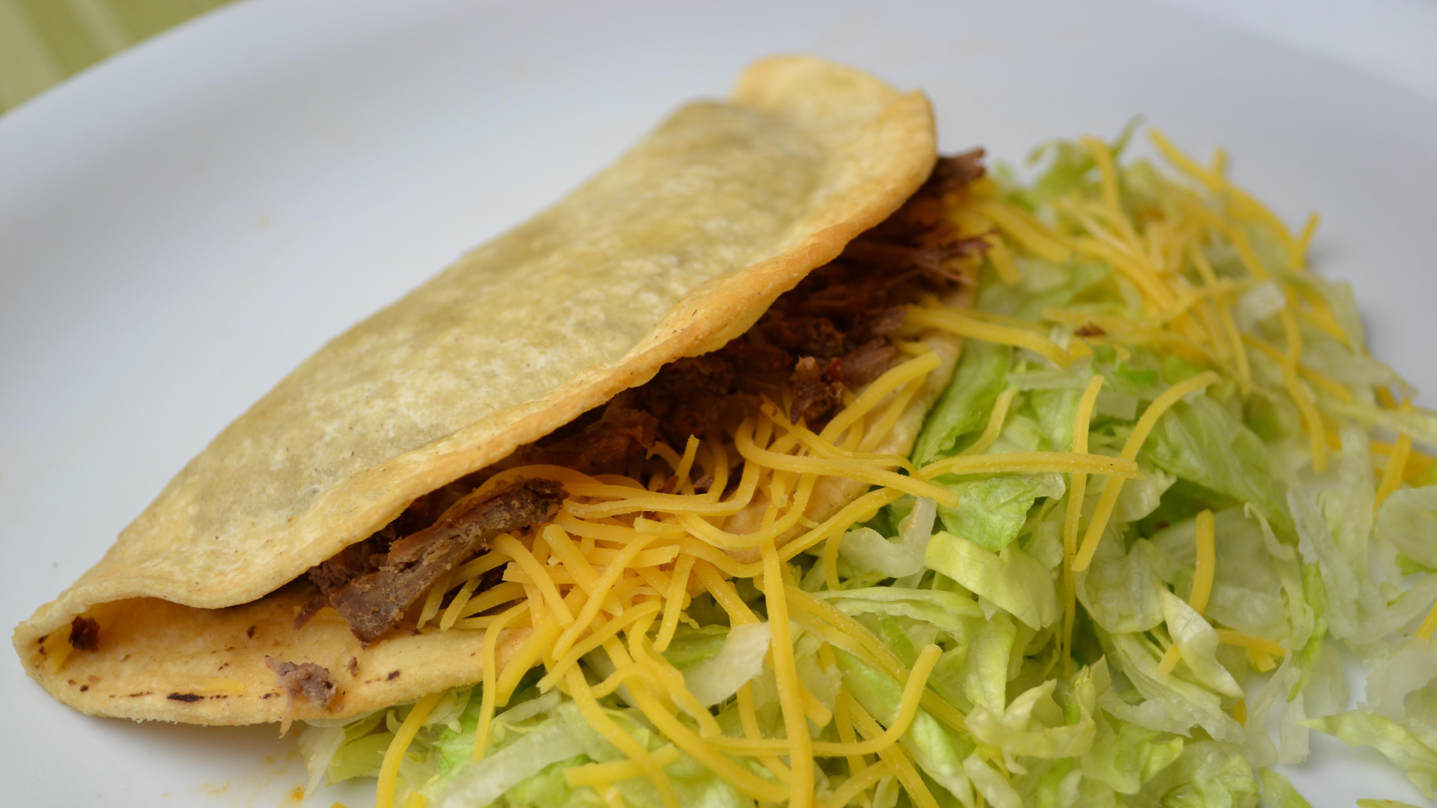 Hard Shell Shredded Beef Taco.