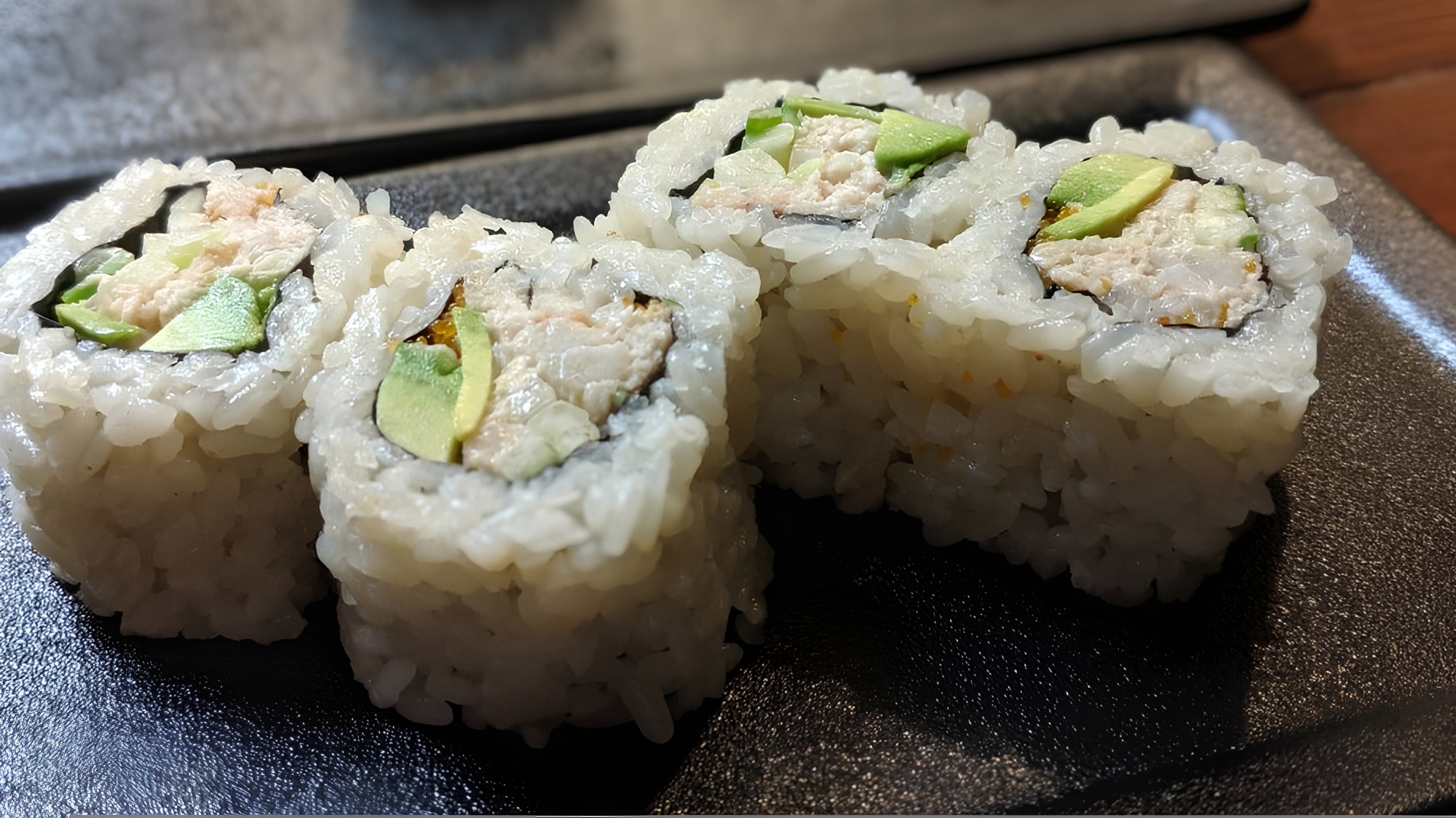 California Maki Roll (8 pcs).