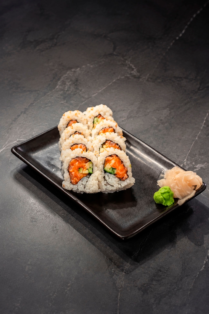 Spicy Salmon Roll.
