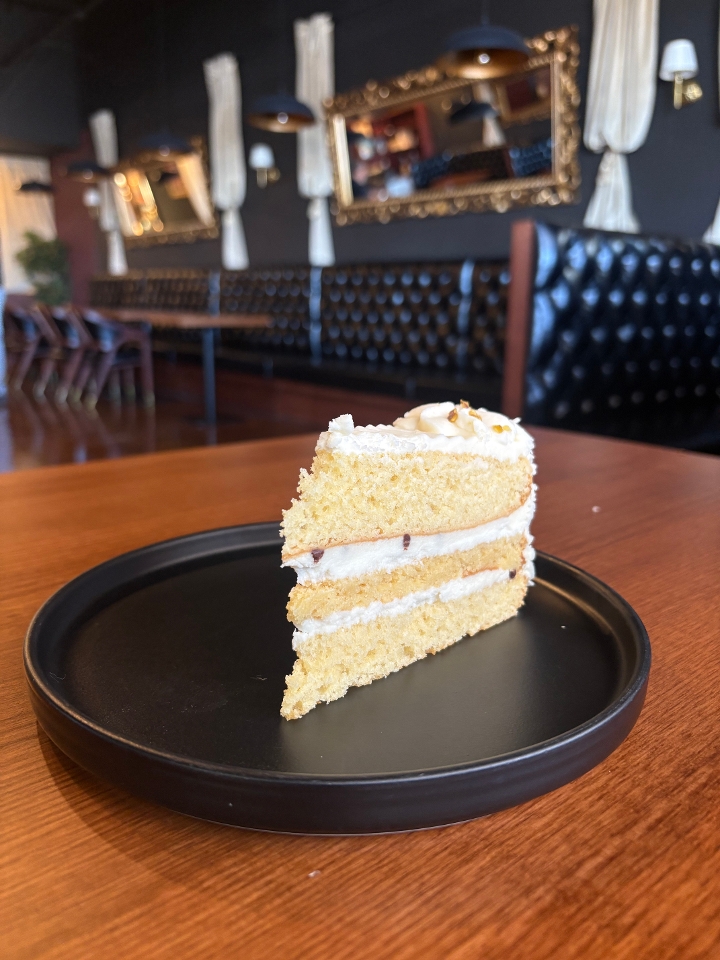 Cannoli Cake.