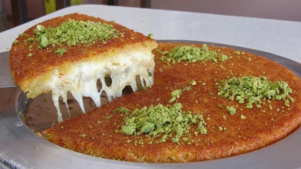 KUNEFE.