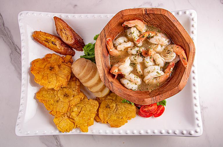 Camarones al Ajillo.