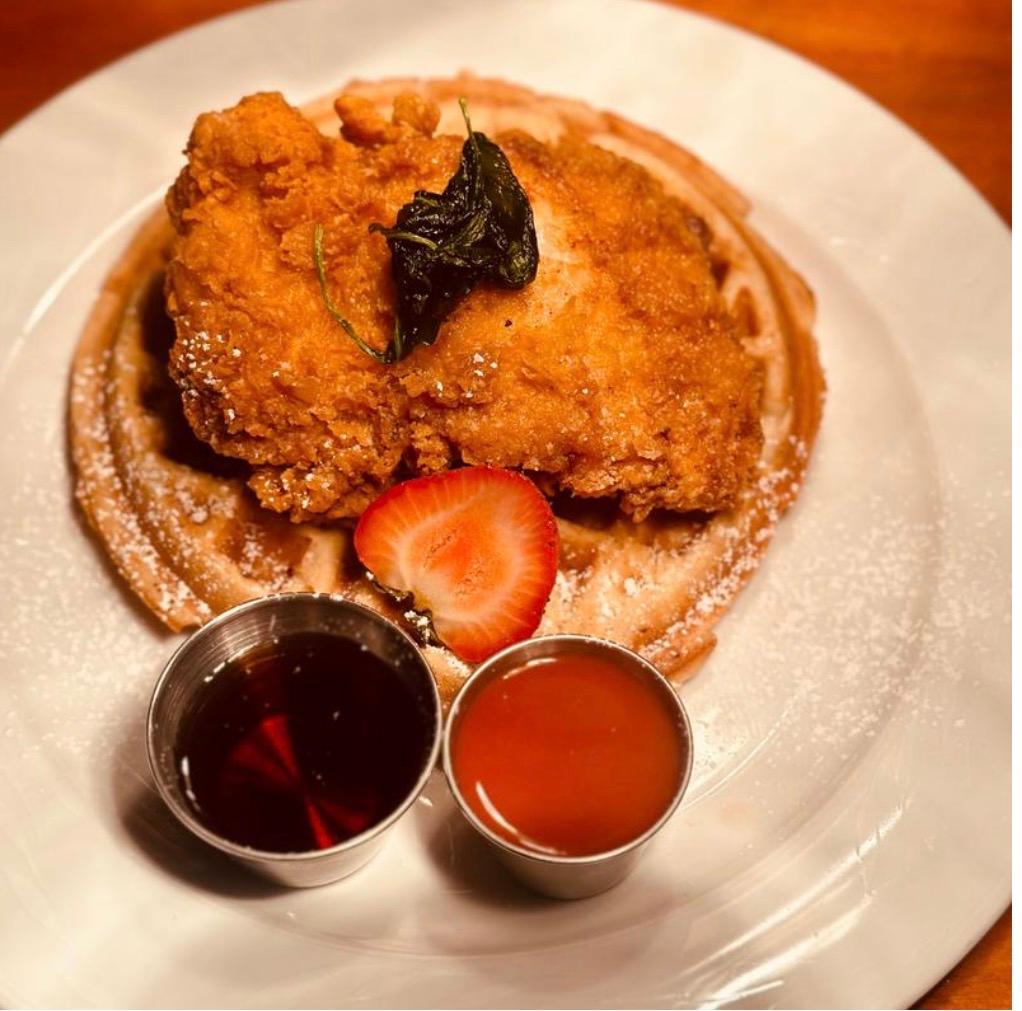 Fry Chicken & Waffle.