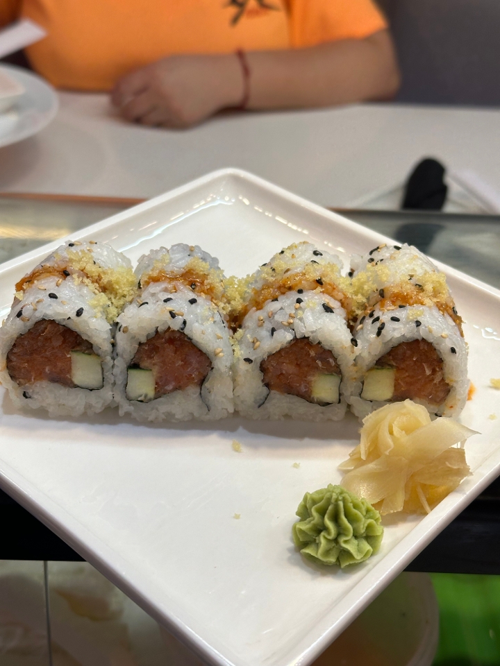 Spicy Tuna Roll.