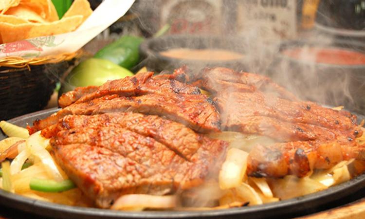 FAJITA BAR  (10 person).
