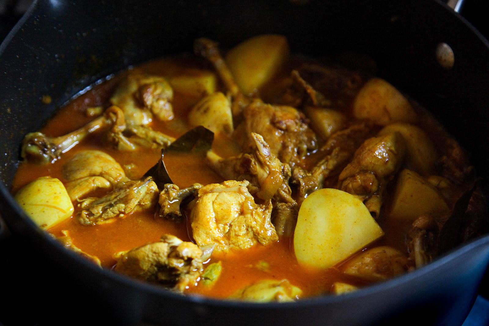 Traditional Bangla Chicken Curry.