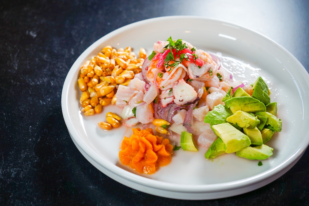 Ceviche Mixto.