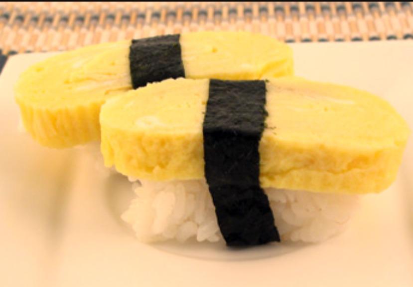 Tamago/ Egg Sushi (2pcs).