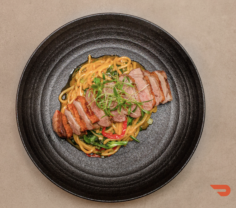 SPICY DUCK LO MEIN.