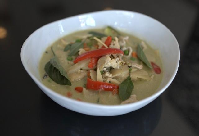 #28 Green Curry (24 Oz.) (GF).