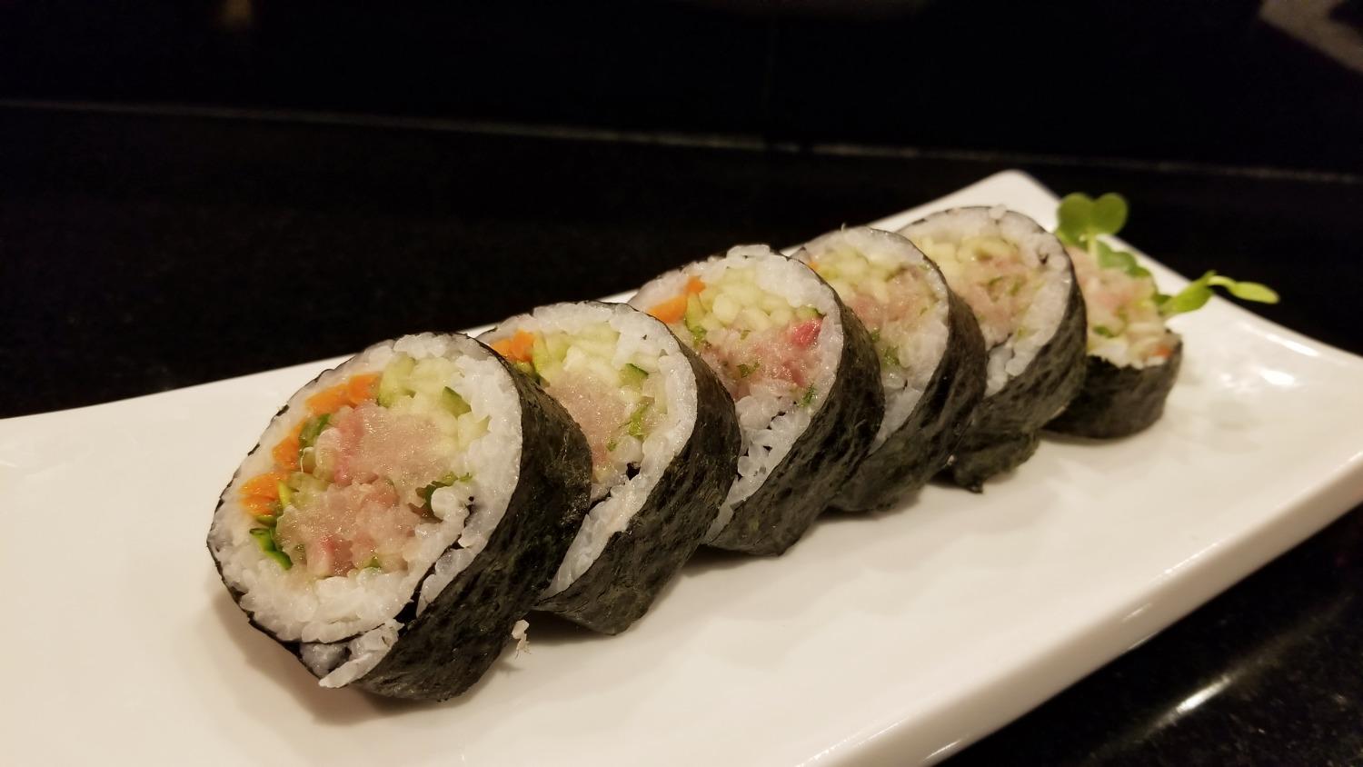Yellowtail Cut Roll.