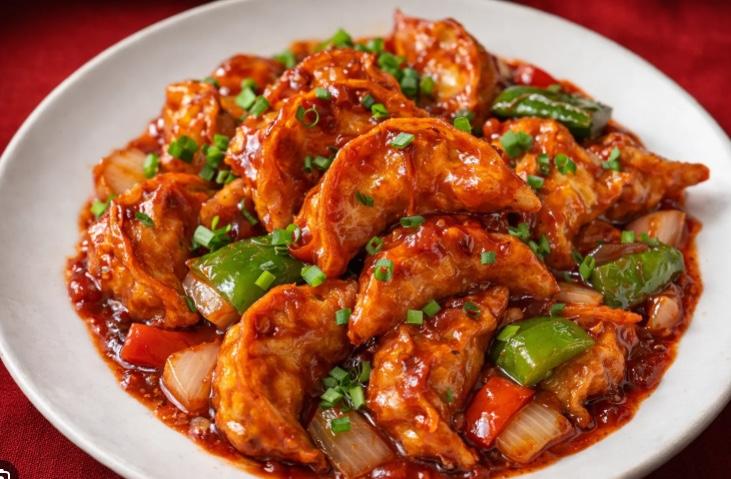 Chilli Paneer Momos.