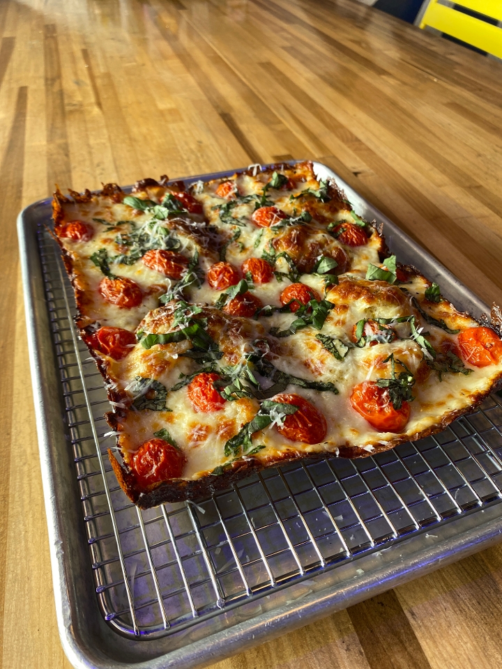 SMALL MARGHERITA.