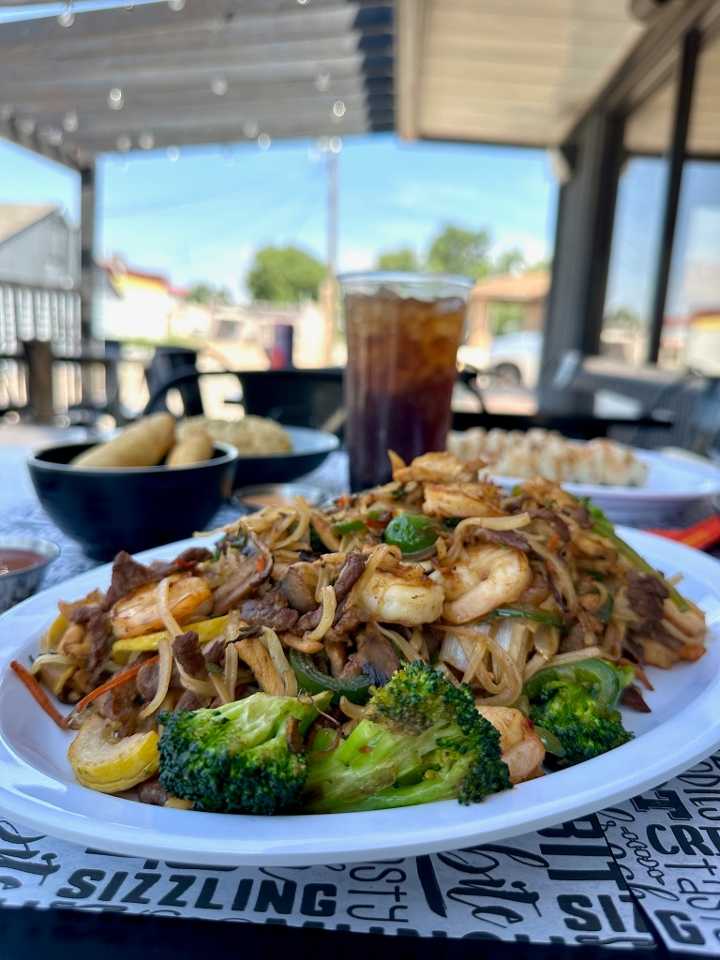 H1 Build Your Own Hibachi Bowl 1 Meat.