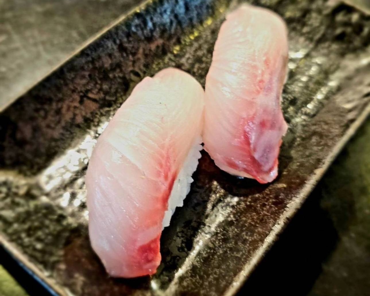 AMBERJACK (KANPACHI) NIGIRI.