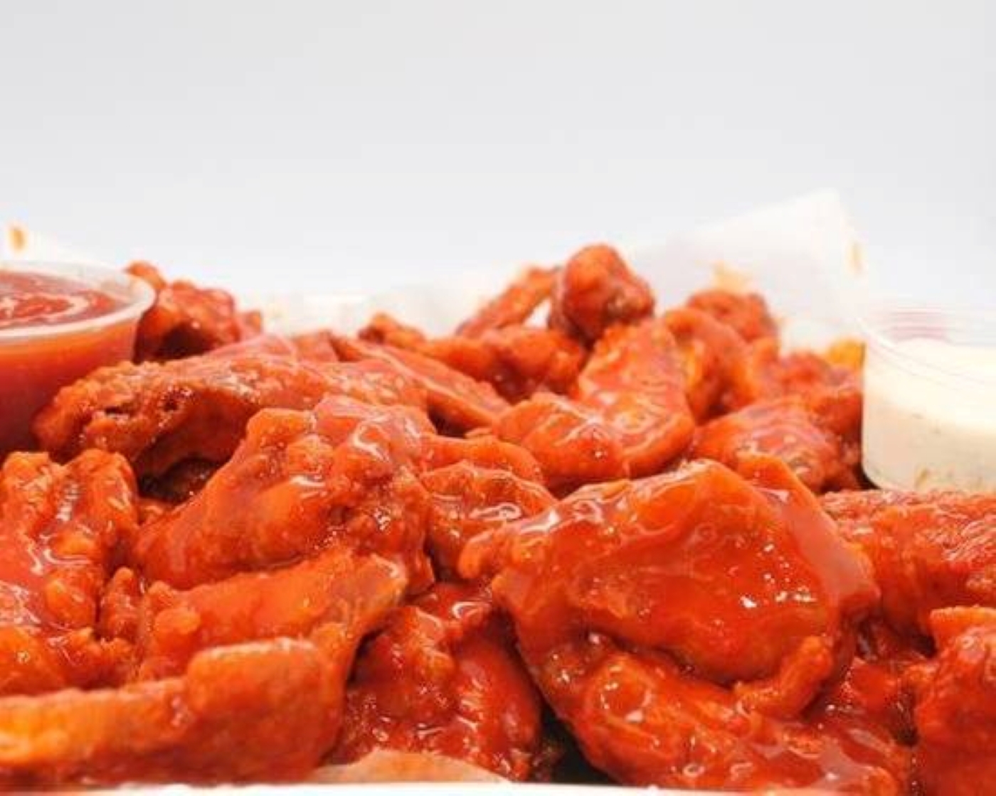 6 pcs Party Wings.